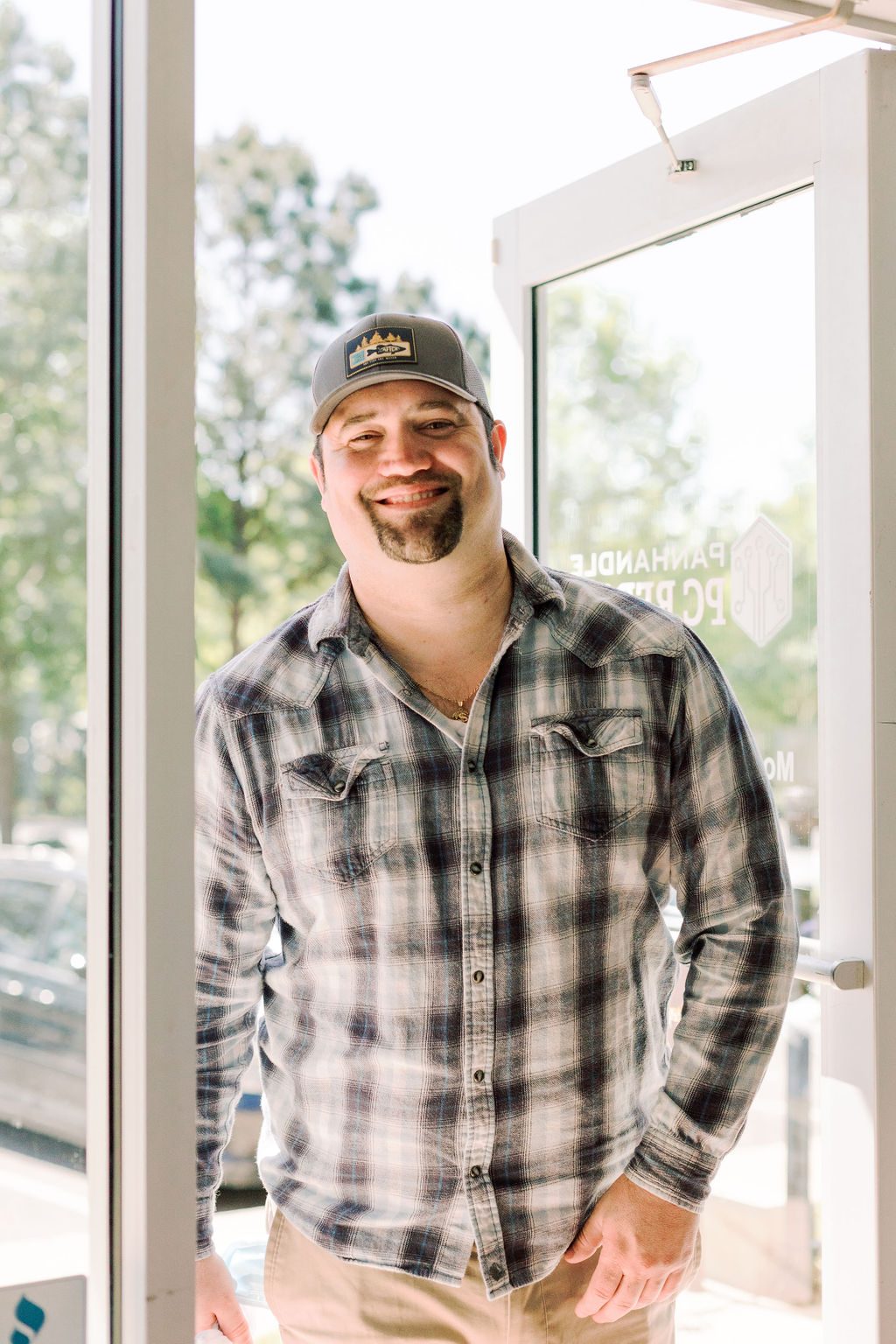 Panhandle PC local technology professional providing website design in Tallahassee